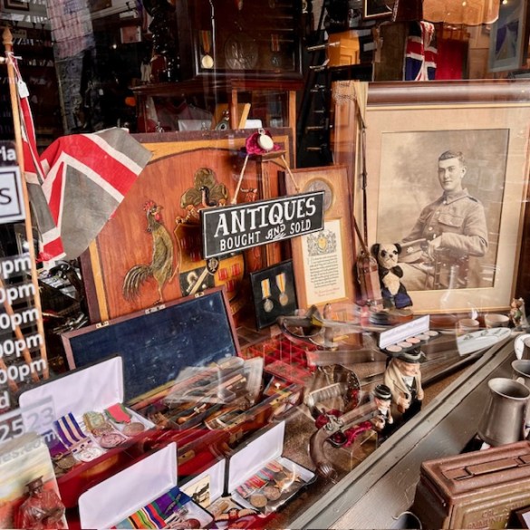 General Antiques, Funtiture, Man Cave and Home Interior Deisgn Items.